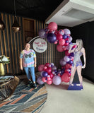 Round Mesh Wall with Organic Balloon Garland HIRE ITEM