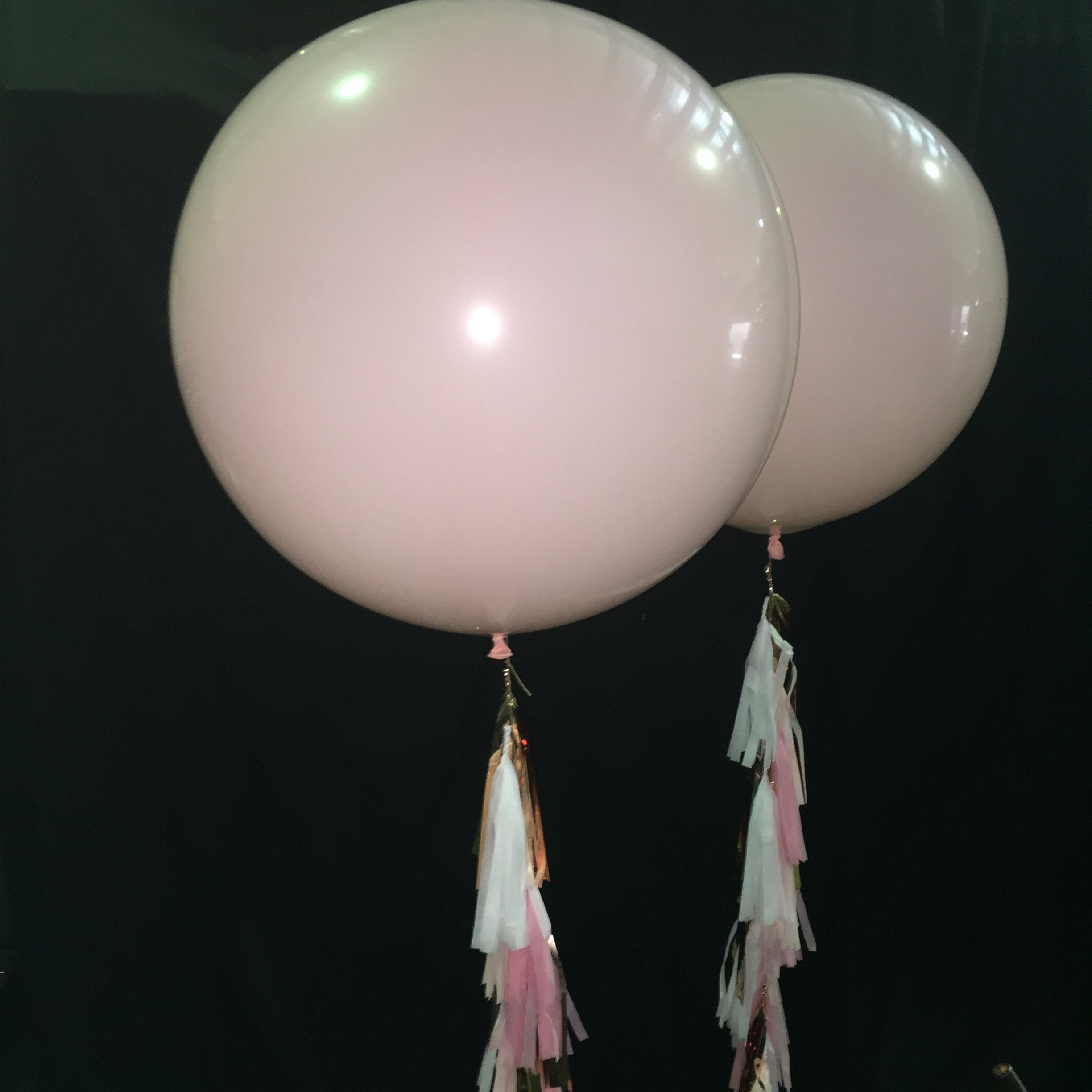 Giant Balloons, Confetti Balloons, Tulle Balloons