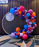 Round Mesh Wall with Organic Balloon Garland HIRE ITEM